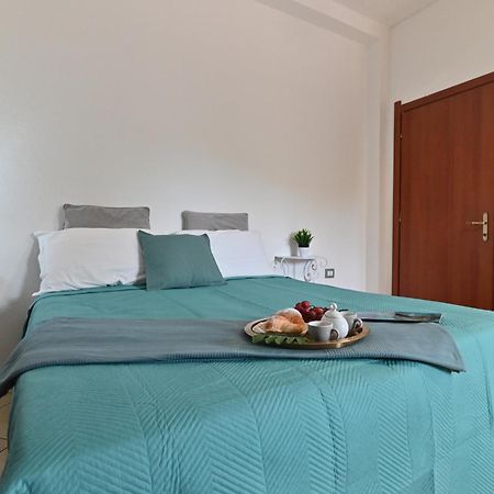 פולה Izzhome Flamingo מראה חיצוני תמונה